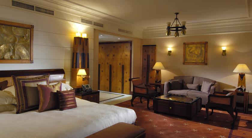 غرف انتركونتيننتال سيتى ستارز