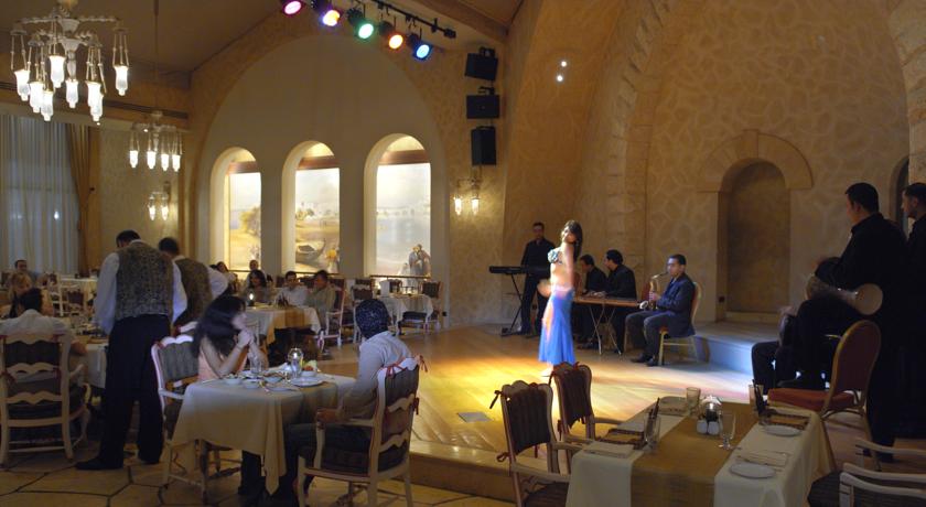 غرف انتركونتيننتال سيتى ستارز