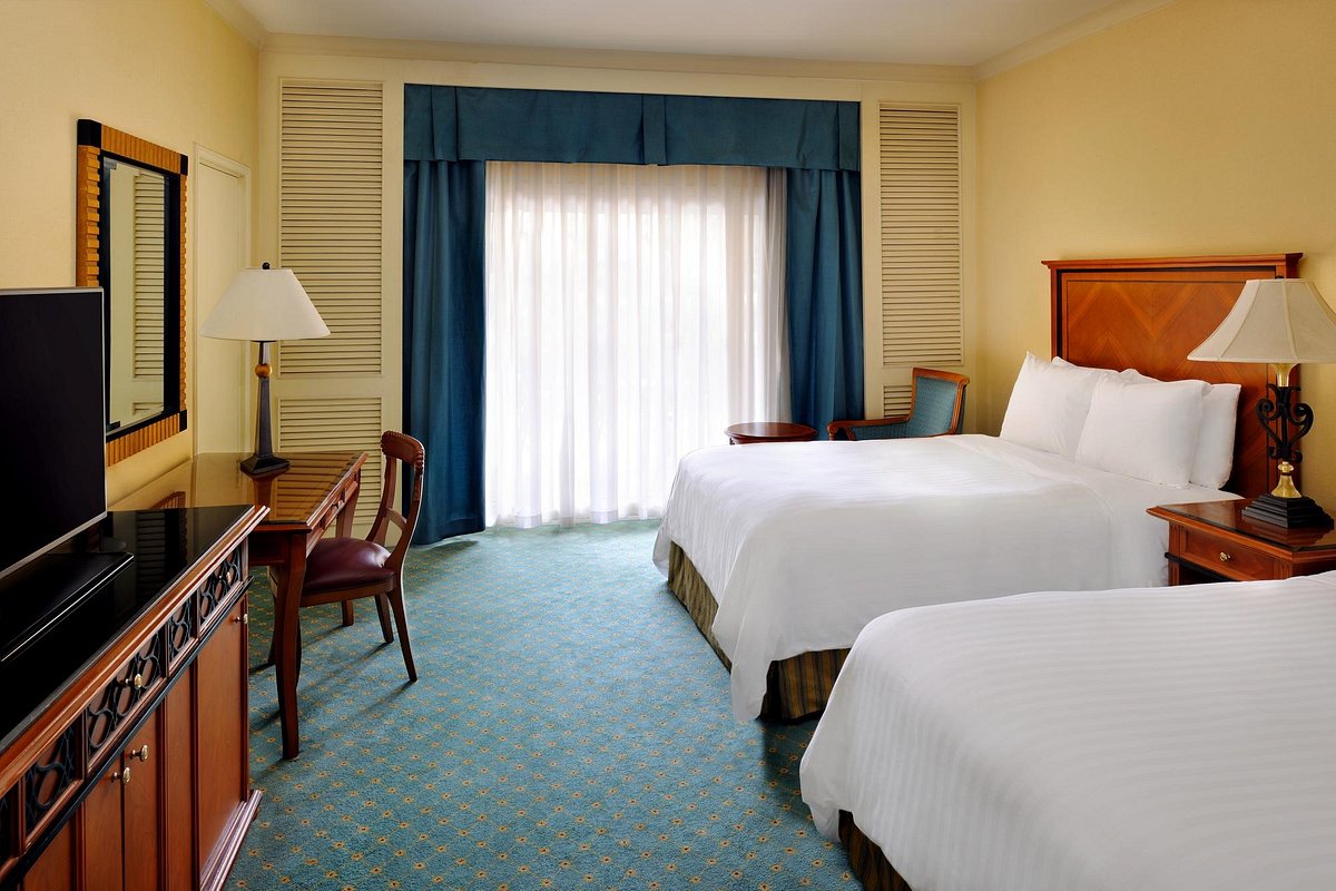 فندق ماريوت القاهرة وكازينو عمر الخيام