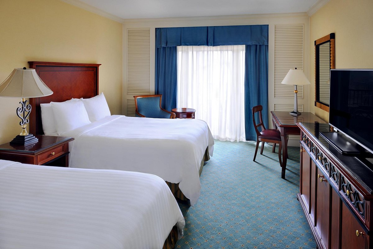 فندق ماريوت القاهرة وكازينو عمر الخيام