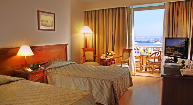 ميديترينيان ازور