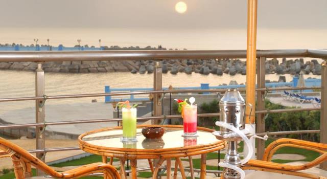 ميديترينيان ازور