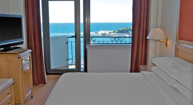 فندق شيراتون المنتزه