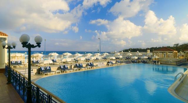 فندق شيراتون المنتزه