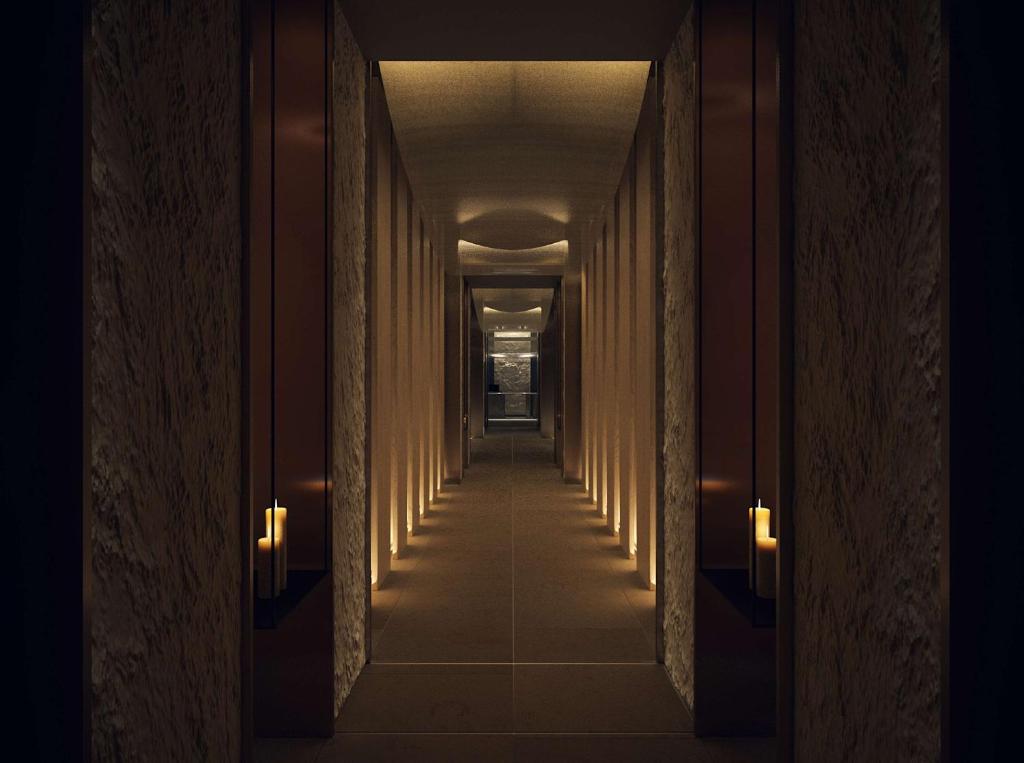 حياة ريجنسي كايرو ويست