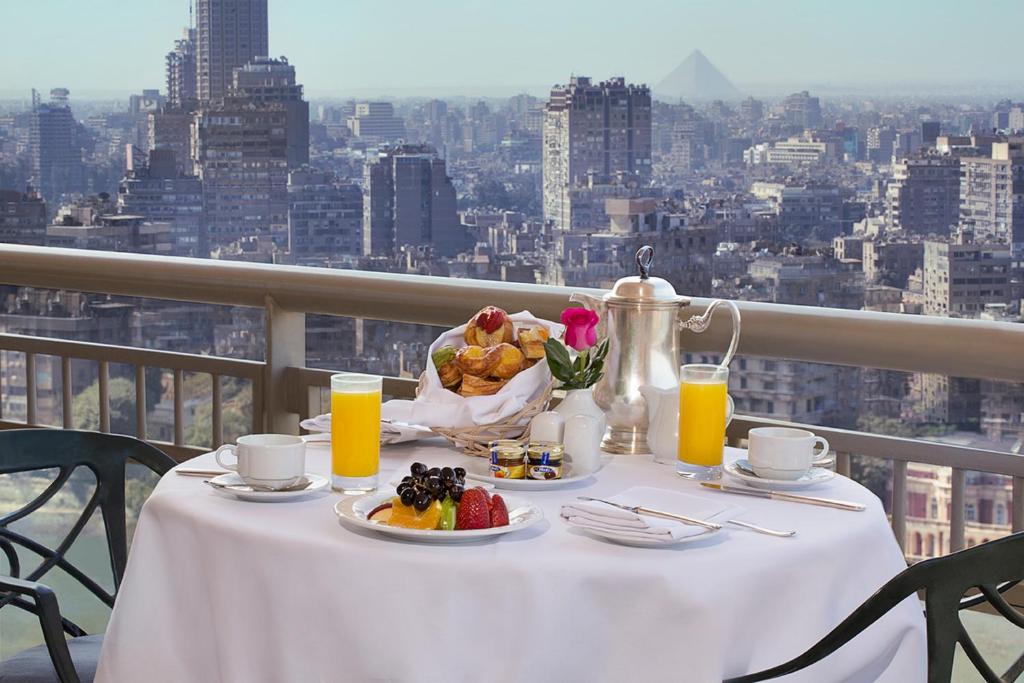 كونراد القاهرة وكازينو