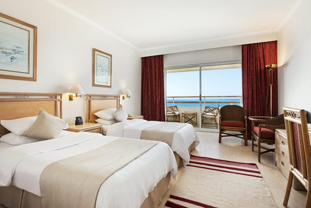 فندق ھیلتون بلازا