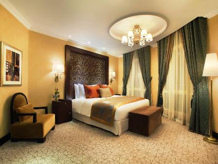 فندق رويال مكسيم كمبنسكي 5 نجوم