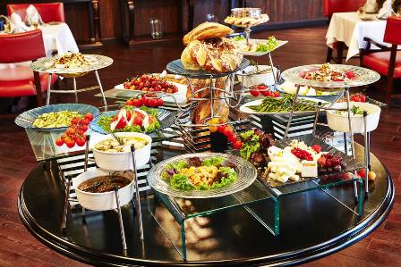 فندق رويال مكسيم كمبنسكي 5 نجوم