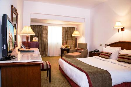 فندق البارون 4 نجوم