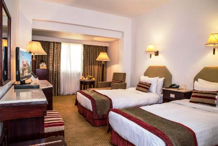 فندق البارون 4 نجوم