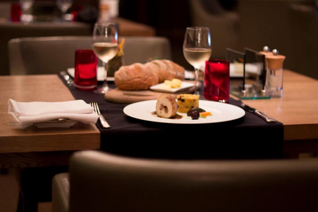 كونراد القاهرة وكازينو