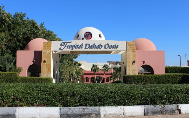 Fanadek Masr | فنادق مصر | تروبيتل دهب أوازيس ريزورت