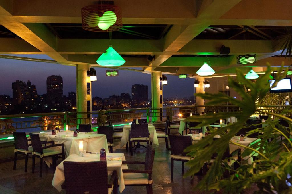 كونراد القاهرة وكازينو